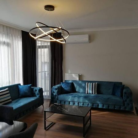 Sisli Apartment, 2 Bedrooms, 250 M Metro, New Modern Residence イスタンブール エクステリア 写真